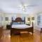 Swing On Inn- Suite Thyme