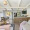 Racecourse Beach Coast Shack - renovated retreat