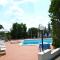 Appartamento con piscina e tennis