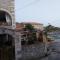Almyra apt in Mani