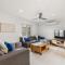 Pet Friendly Beachside Hideaway - Lazy on Lowry