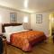 Tropic Lodge