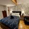 Cozy Cabin Near Walking Trails And Beaches!