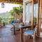 LiRi Villa - Ocean, hills, valley view