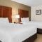 Comfort Inn & Suites Taylor - Detroit