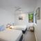 La Mer Apartment #10