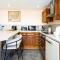 Hill House Apartment