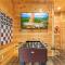 Private Indoor Pool 2 Resort Pools! Views, FREE MiniGolf, ALoc, HotTub, EV!
