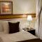 FLEUR DE LIS HOTEL