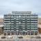 Stylish Serenity 1BR Kensington Condo wParking