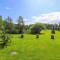 Paradise Lakeside Lodges