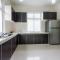 New Shamrock Beach Villas Seaview