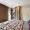New Shamrock Beach Villas Seaview