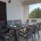 Braco apartments by the sea with a sea view