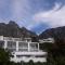 Camps Bay Apartment - Cape Town