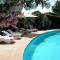 Maisonnette de LAmandari - appartement indépendant, climatisation, terrasse, piscine