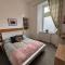 Newly refurbished town centre apartment