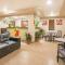 Super 8 by Wyndham Colby