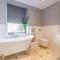 3 Bed in Harrogate oc-hh056