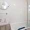 2 Bed in Ventnor oc-86509