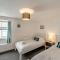 2 Bed in Brixham oc-75550