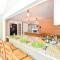 Beautiful Property w Separate Apartment