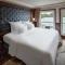 Paradise Elegance Cruise Halong