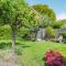 2 Bed in Lymington oc-87885