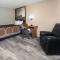 Super 8 by Wyndham Mentor/Cleveland Area