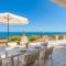 Villa seashore of the Marina of Sorso, 3 rooms, veranda on the sea, garden
