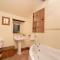 3 Bed in Hope Valley oc-pk432
