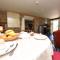 2 Bed in Whaley Bridge oc-pk741