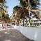 Bungalow Beach Hotel