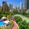 The Crest Apartments - Main Beach
