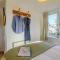 3 Bed in Lymington oc-90002