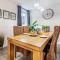 3 Bed in Cowes oc-93982