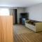 Country Inn & Suites by Radisson, Greenfield, IN
