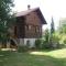 Spacious Chalet for 4 in Hommert
