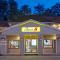 Super 8 by Wyndham Niagara Falls North