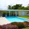 Villa Créoléna - Chambres dhôtes avec piscine - option kitchenette - proche plage - calme absolu - Nord Grande-Terre
