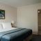 Heritage Cairns Hotel