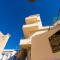 Polyxenia Suites