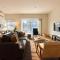 East Side 1BR Apt - Near Brady St and Fiserv with Balcony