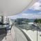 Oceanside Apartment with Iconic Views