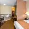 Comfort Suites Hopkinsville near Fort Campbell