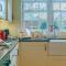 3 Bed in Richmond oc-90578