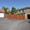 3 Bed in Richmond oc-90578