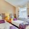 3 Bed in Brixham oc-bx012