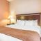 Comfort Suites Hopkinsville near Fort Campbell