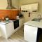 Binks - Seafront 1 bed first floor apartment